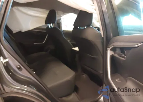 2020 Toyota Rav4 Le z USA, uszkodzony, nr VIN 2T3F1RFV0LC095921